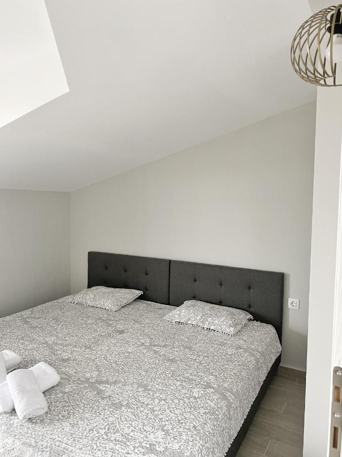 Delia Apartments Pefkochori Extérieur photo
