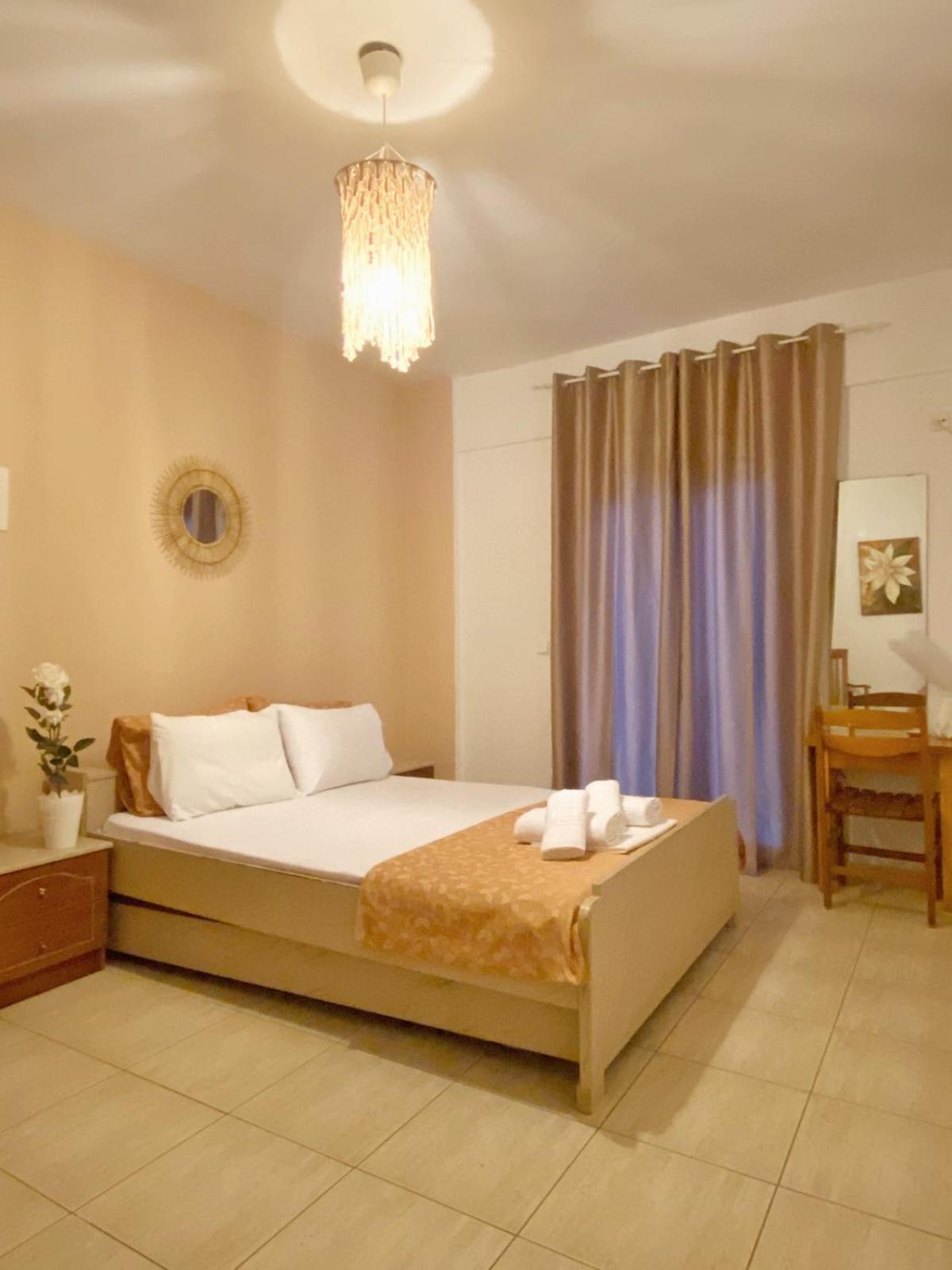 Delia Apartments Pefkochori Extérieur photo