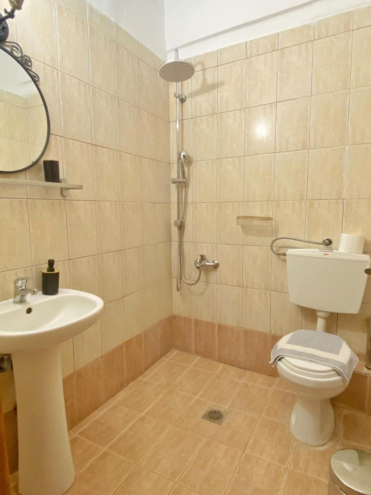 Delia Apartments Pefkochori Extérieur photo
