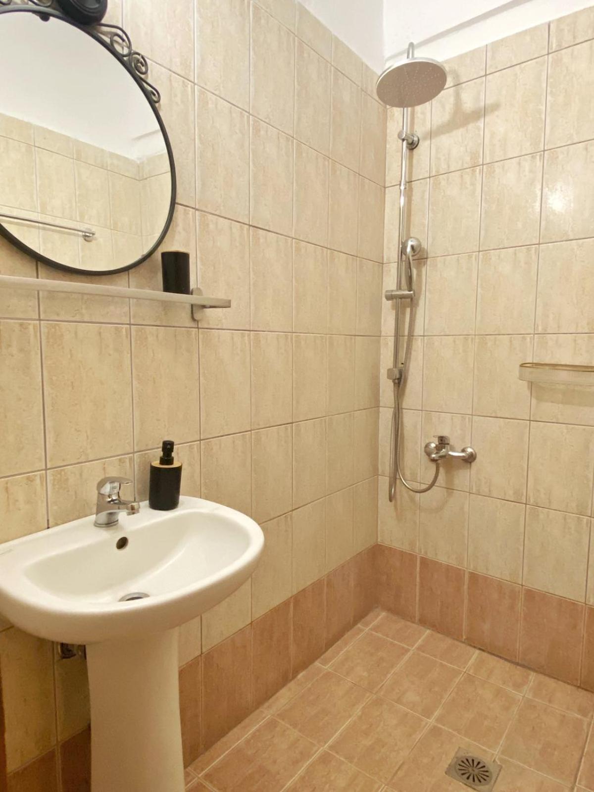 Delia Apartments Pefkochori Extérieur photo